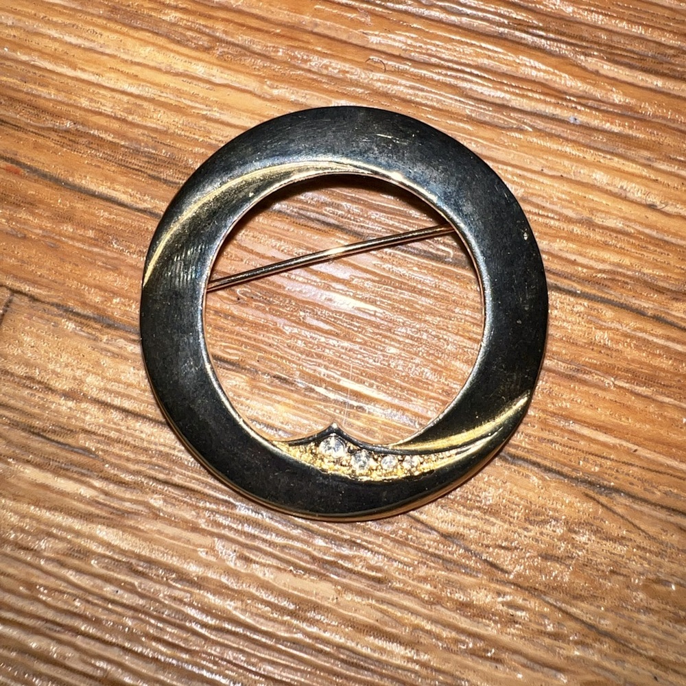 5 Brooches - NO LONGER AVAILABLE